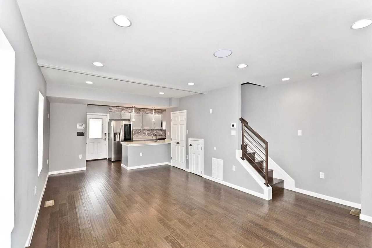4650 Hayes St Ne - Photo 5 of 31