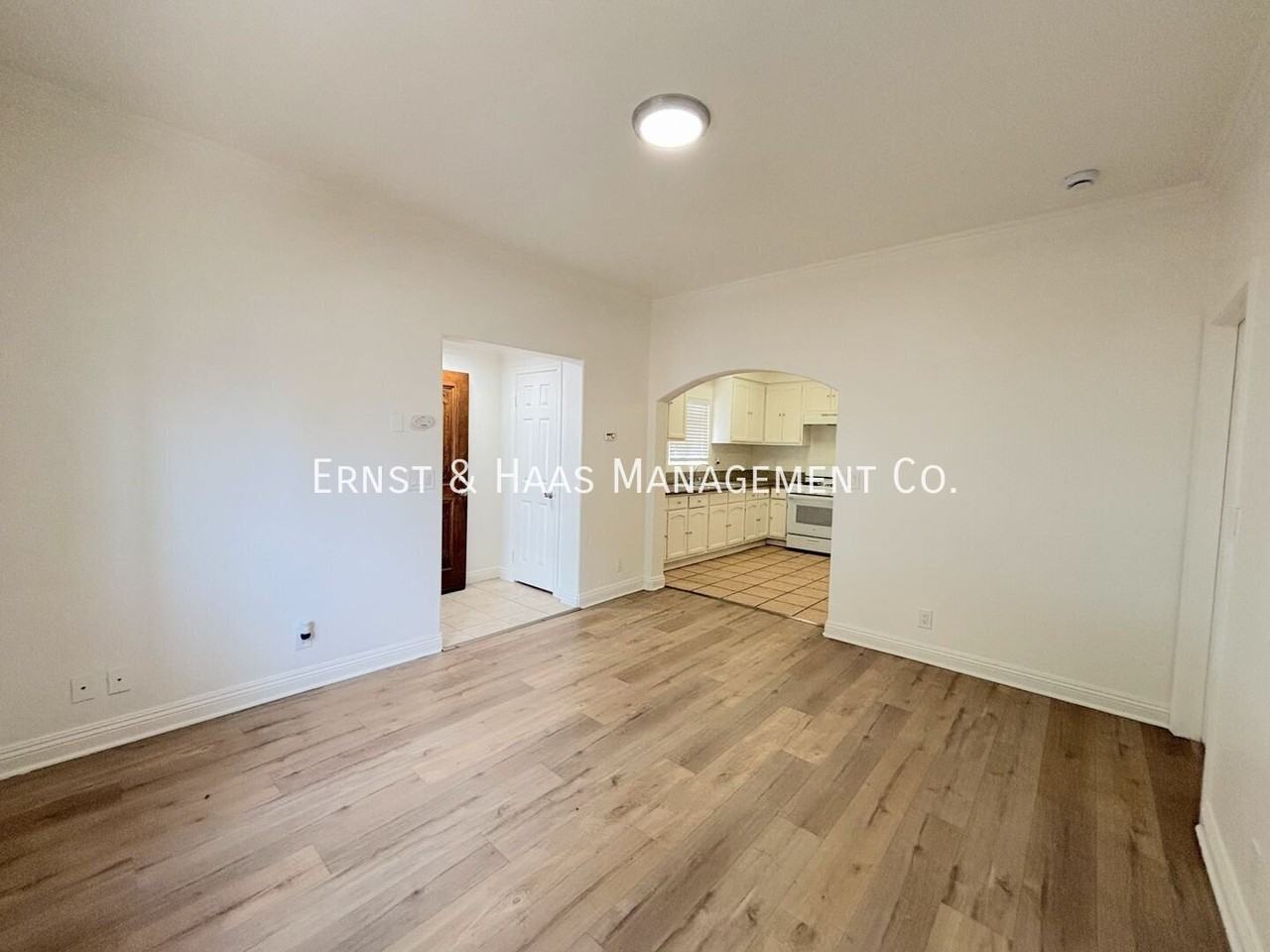 2259 Pacific Ave - Photo 3 of 15