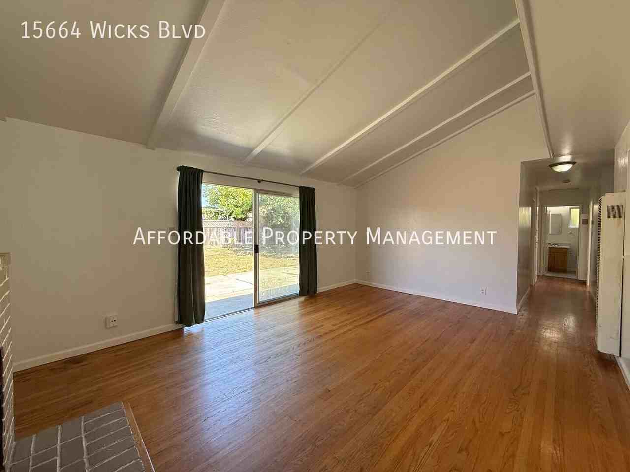 15664 Wicks Blvd - Photo 4 of 24