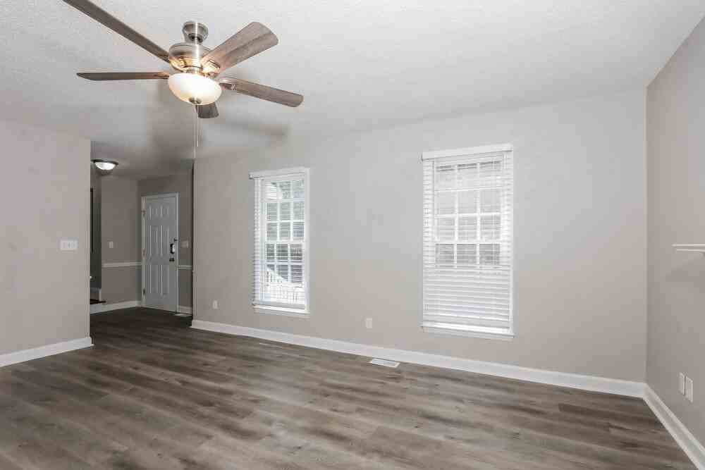 5017 Royal Dornoch Dr - Photo 5 of 17