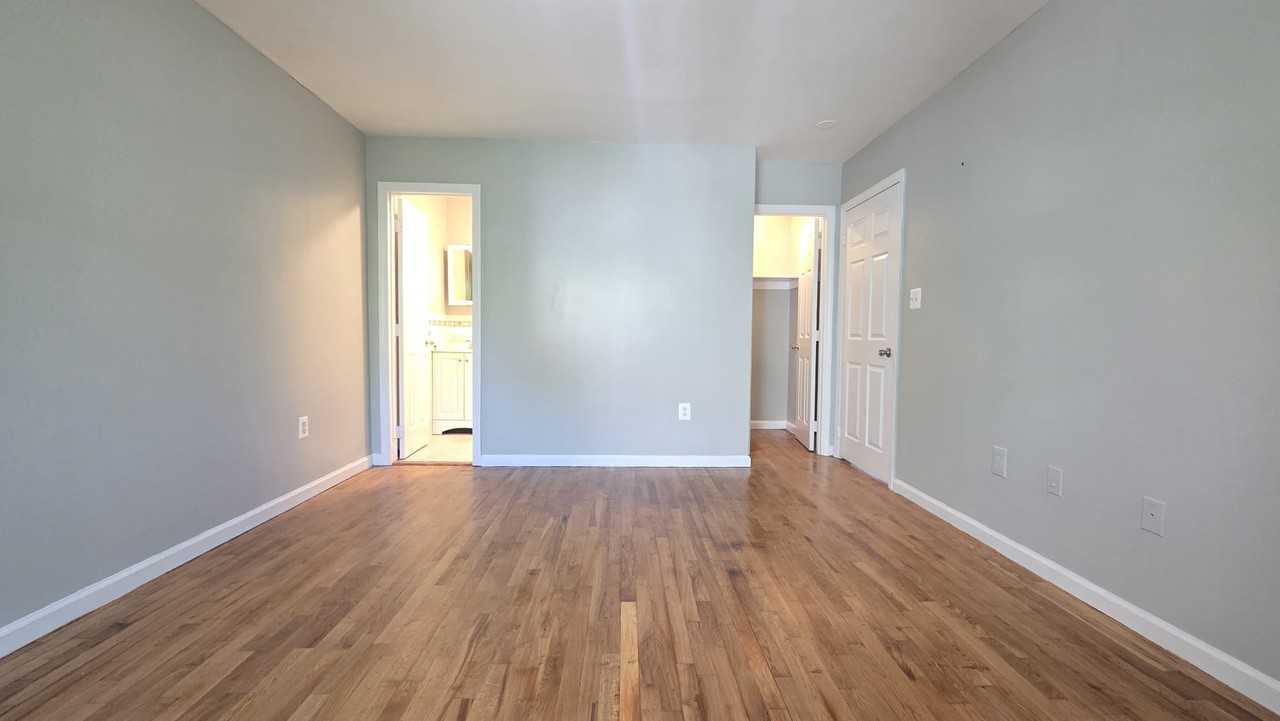 3611 Barnes Avenue #3 - Photo 6 of 11