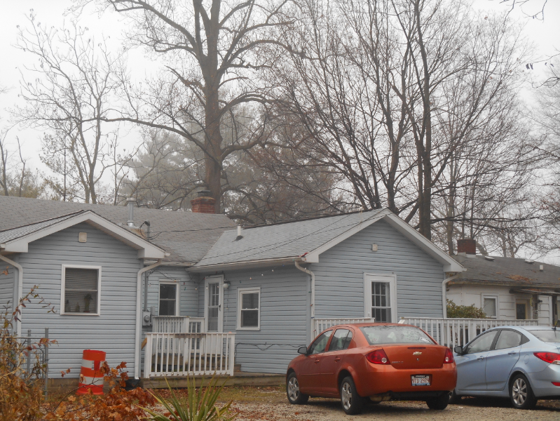 1600 E University St - Photo 2 of 9