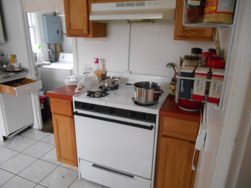 1600 E University St - Photo 6 of 9