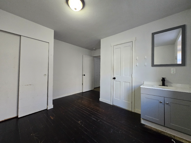269 Nw Chehalis Ave #11 - Photo 5 of 6