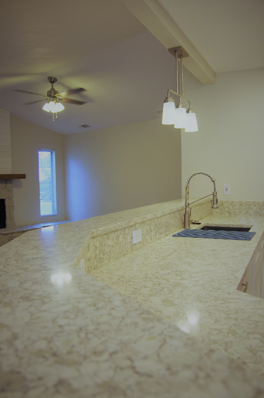 2528 Tradewinds Trl - Photo 4 of 12