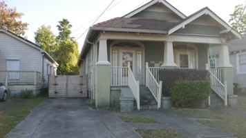 featured image of 2546 Myrtle St