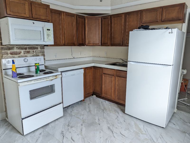 2546 Myrtle St - Photo 6 of 8