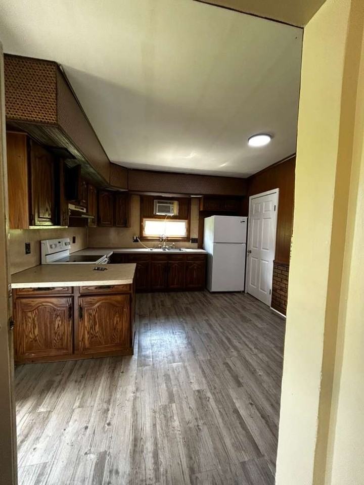 41 Fallbrook St - Photo 6 of 22