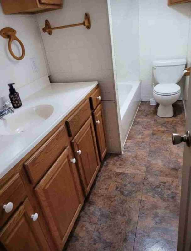 2066 Stonecreek Rd Sw - Photo 4 of 7