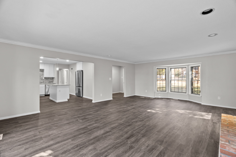 8977 Big Bend Blvd - Photo 6 of 20