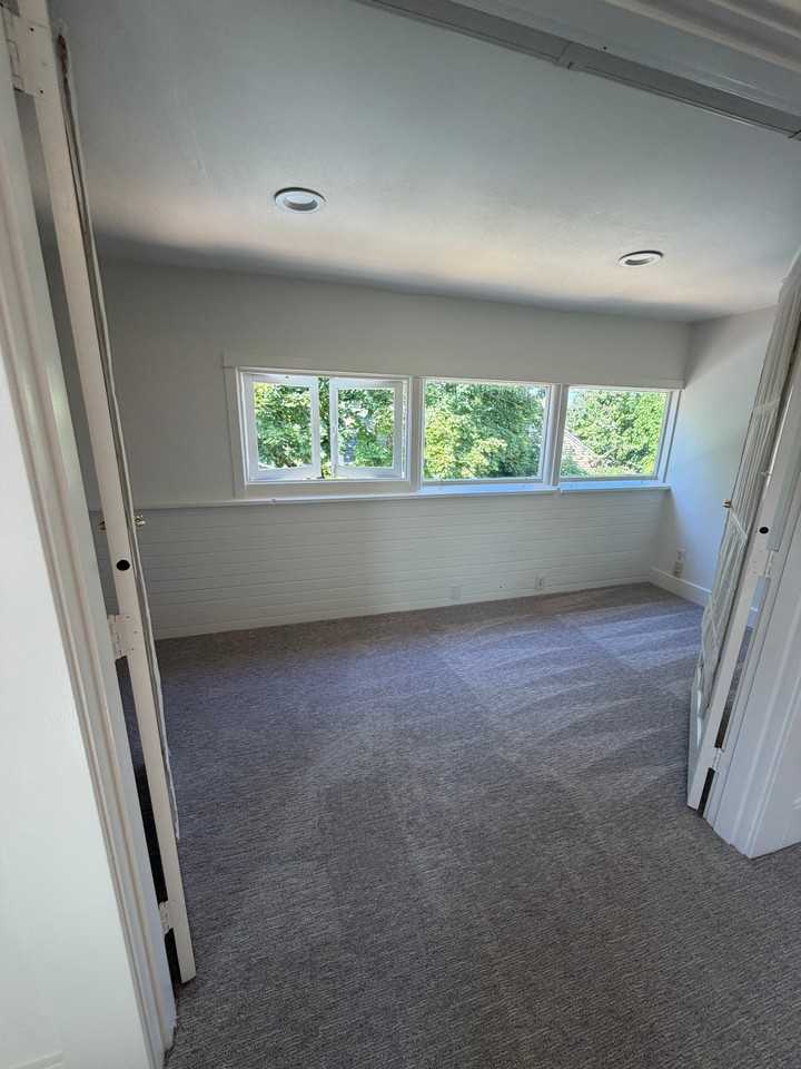 561 N Simpson St #563 - Photo 6 of 18