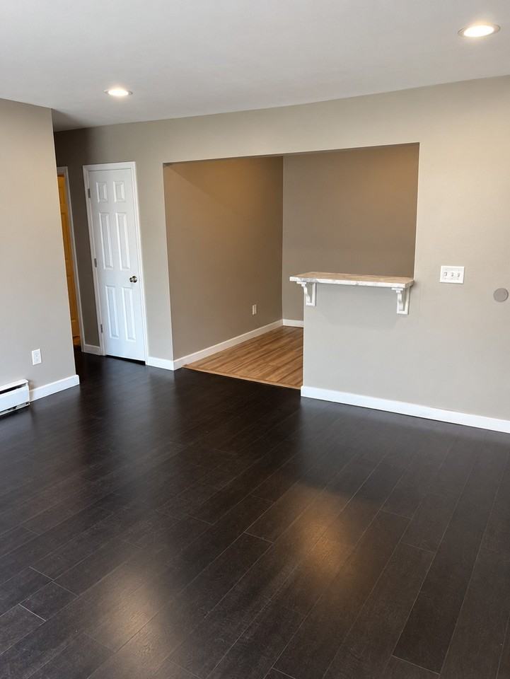 1201 Franklin Ave #12 - Photo 3 of 13