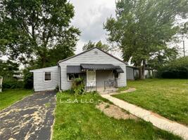 featured image of 4616 E 88th St