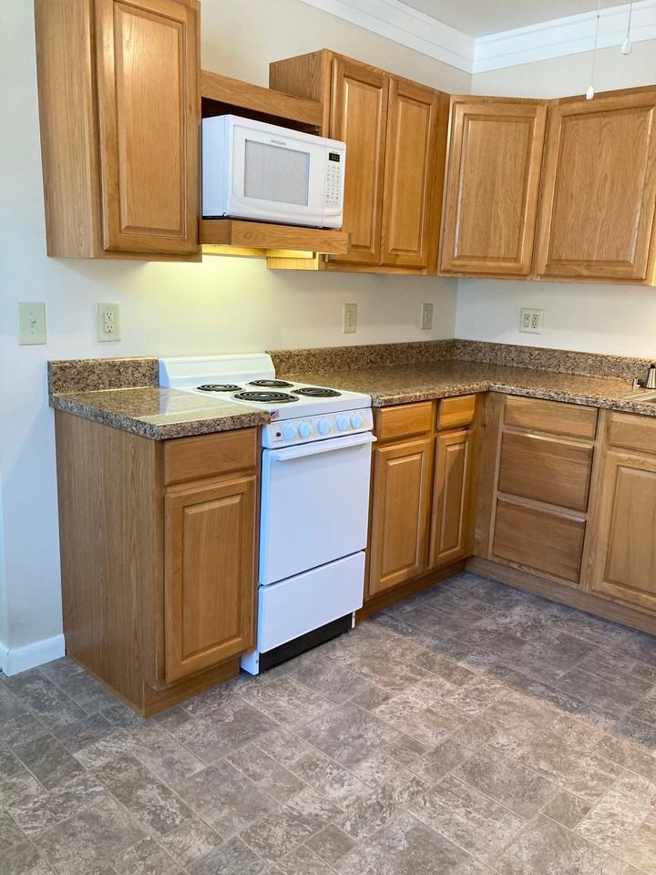 258 Blue Prince Rd #204 - Photo 3 of 10