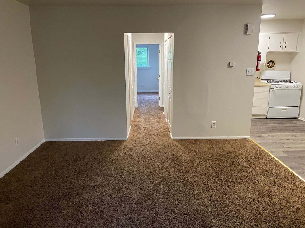 1615 Bonwood Rd #1 - Photo 6 of 19