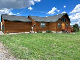 featured image of 211 Hoback Dr