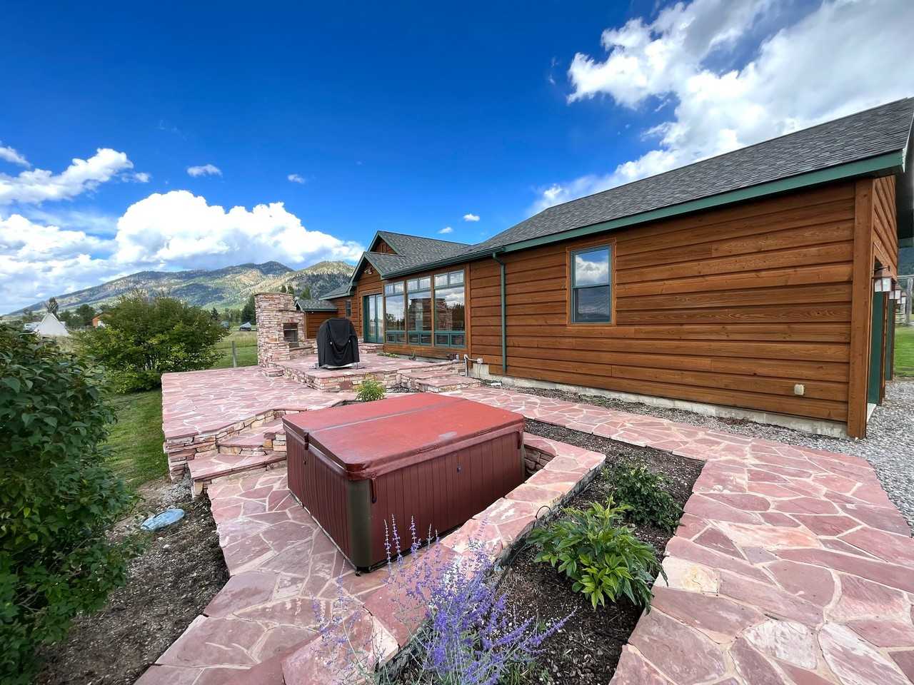 211 Hoback Dr - Photo 6 of 17