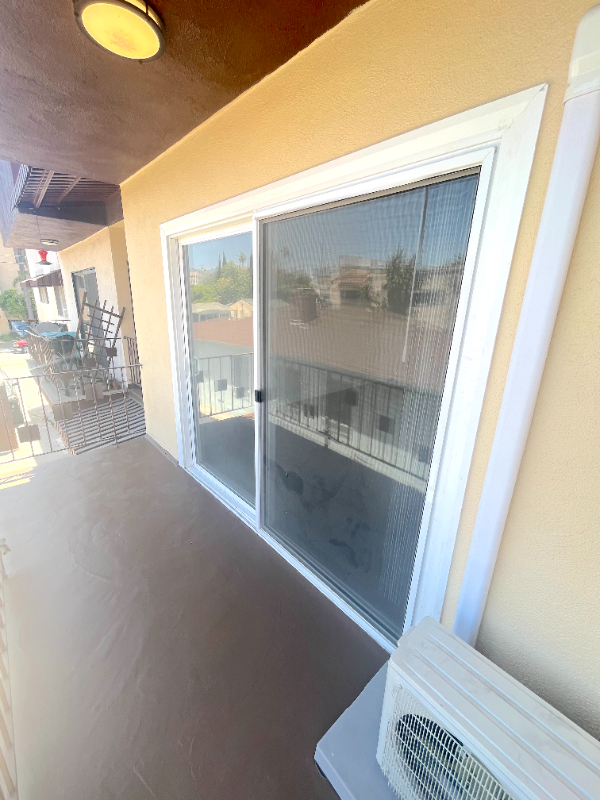10753 Palms Blvd #4 - Photo 5 of 24