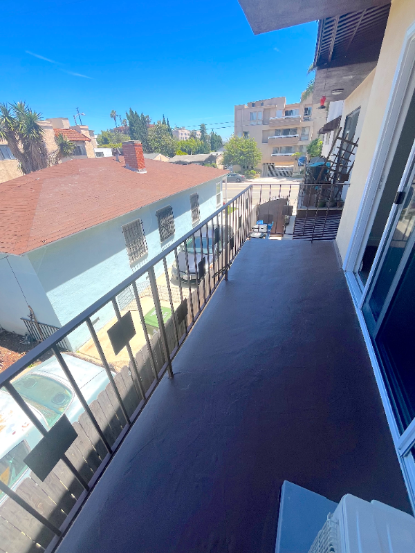 10753 Palms Blvd #4 - Photo 7 of 24