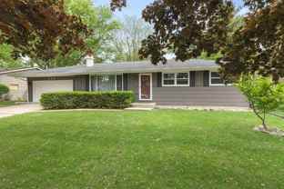 810 Suffolk Dr - Photo 1 of 1