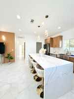 featured image of 604 S Vicki Ln #B