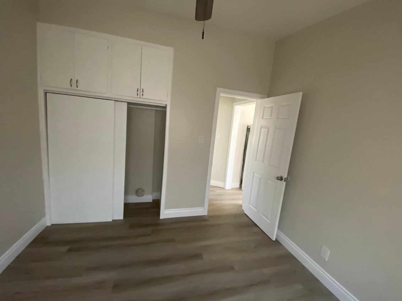 6127 Linden Ave #C - Photo 5 of 12