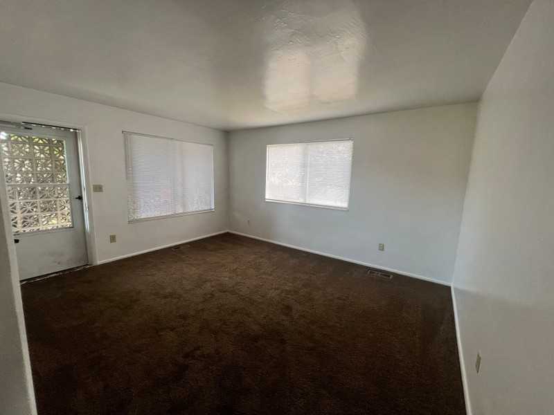 3865 Sw #1 - Photo 2 of 6
