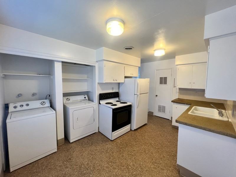 3865 Sw #1 - Photo 3 of 6
