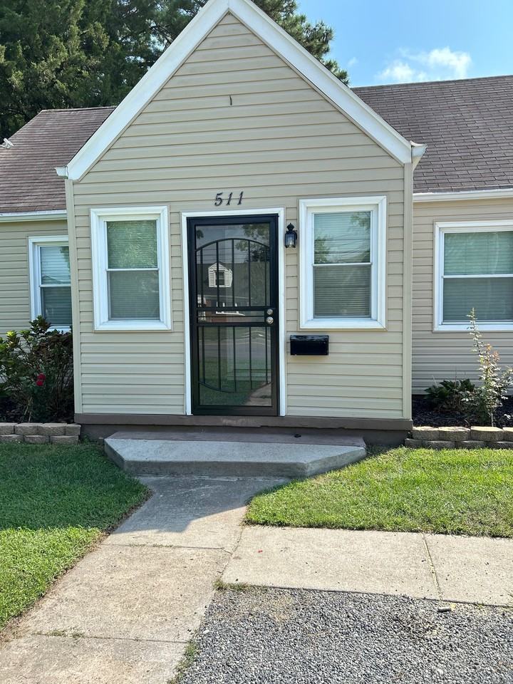 511 W Little Creek Rd - Photo 2 of 28