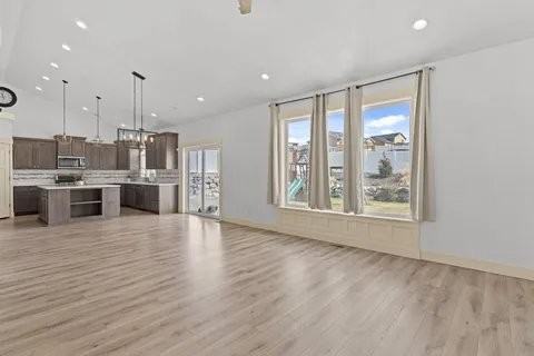 1270 Dolostone Dr - Photo 2 of 20