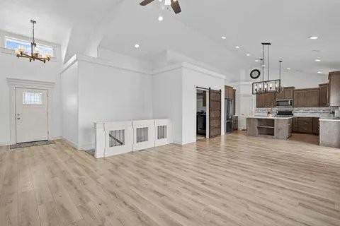 1270 Dolostone Dr - Photo 3 of 20