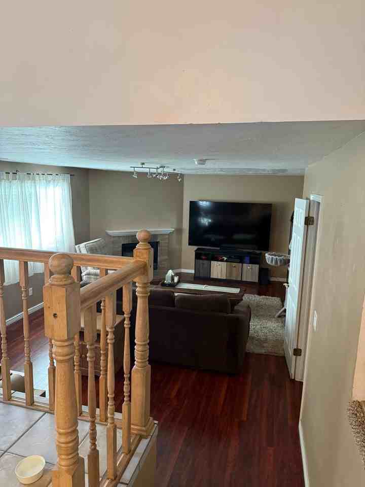 8816 Sw - Photo 5 of 13