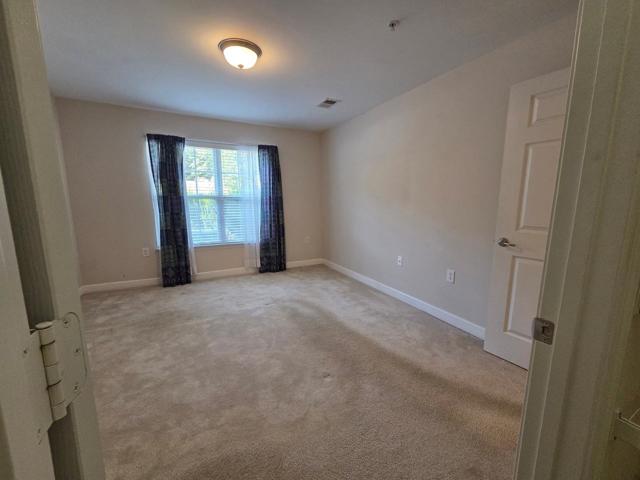5236 Hilltop Rd #111 - Photo 7 of 16