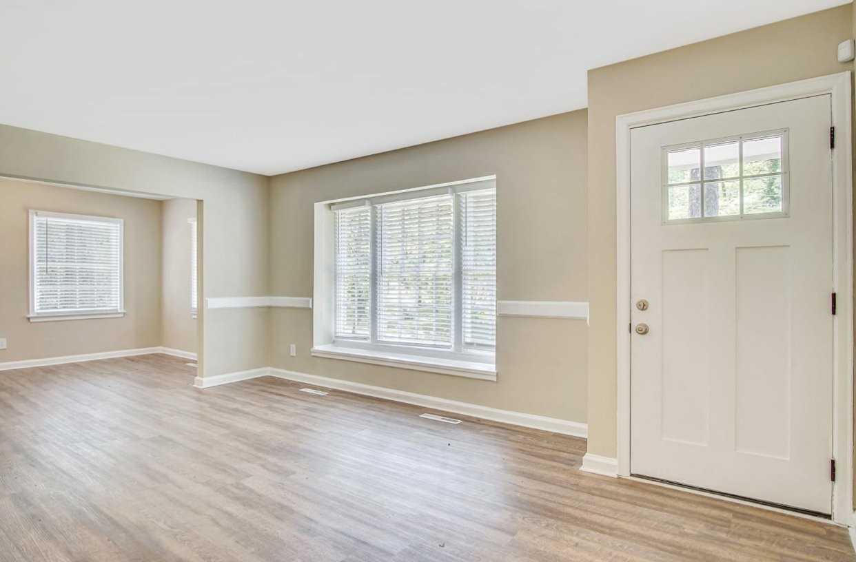 2413 Ben Hill Rd #C10 - Photo 2 of 11