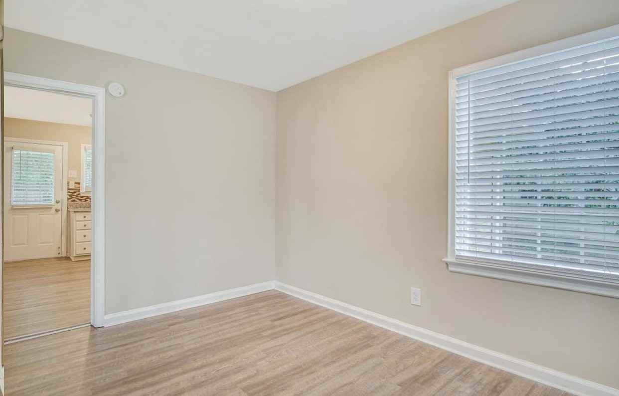2413 Ben Hill Rd #C10 - Photo 3 of 11