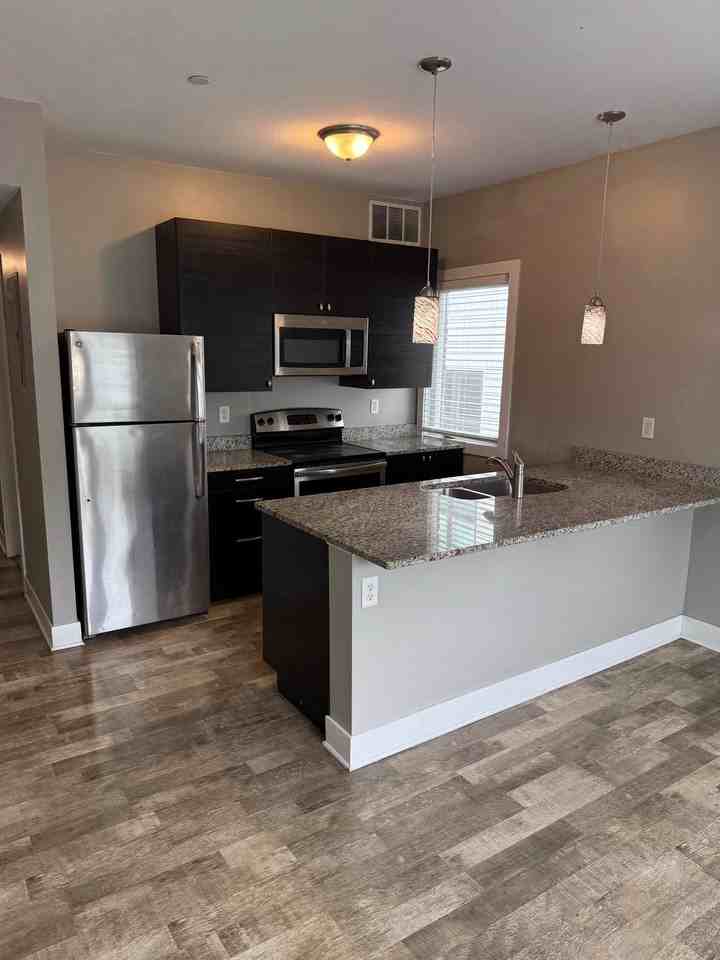 3515 2nd Ave S #303 - Photo 3 of 8