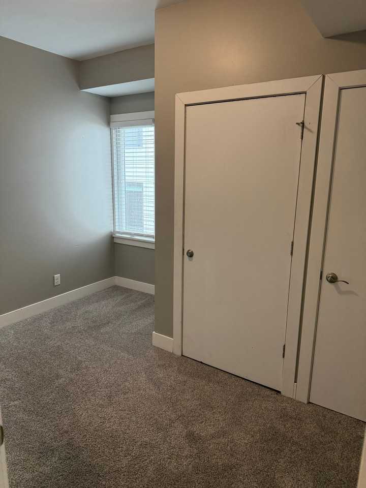 3515 2nd Ave S #303 - Photo 5 of 8