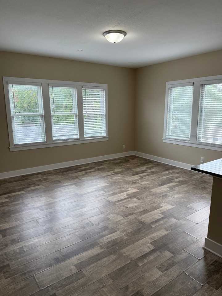 3515 2nd Ave S #304 - Photo 2 of 7