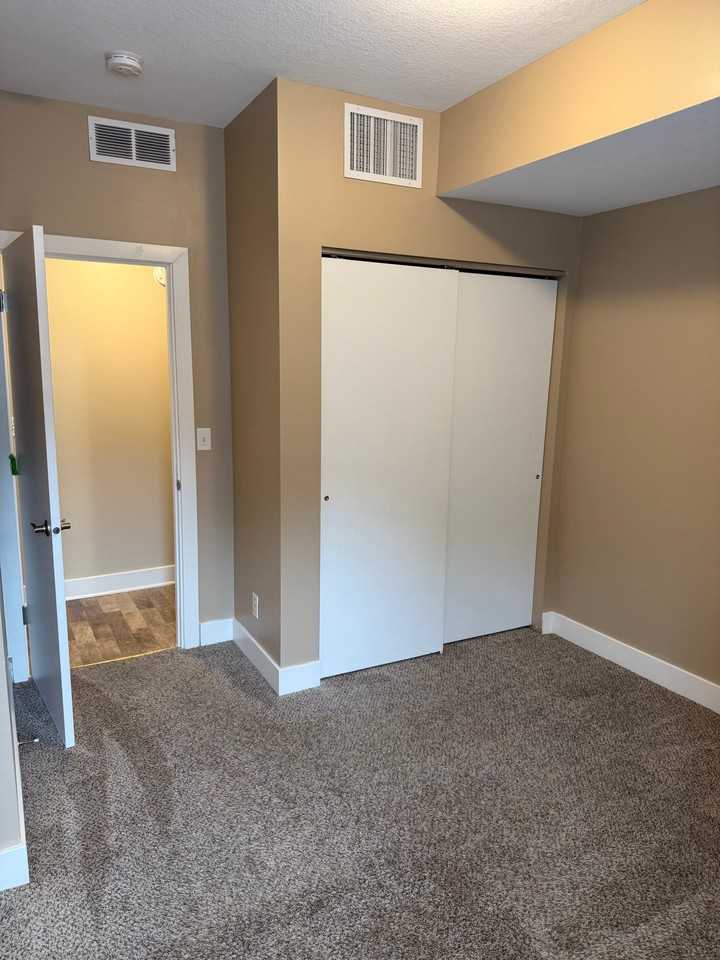 3515 2nd Ave S #304 - Photo 6 of 7