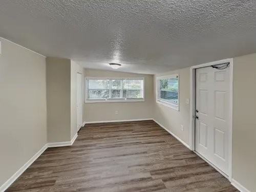1365 W Hartley Cir - Photo 4 of 7