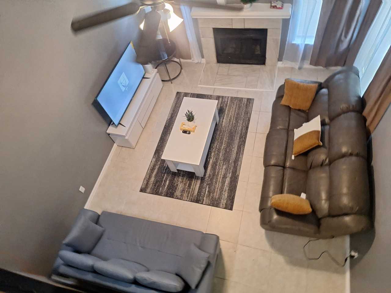 2123 Chatham Square Ct - Photo 5 of 12