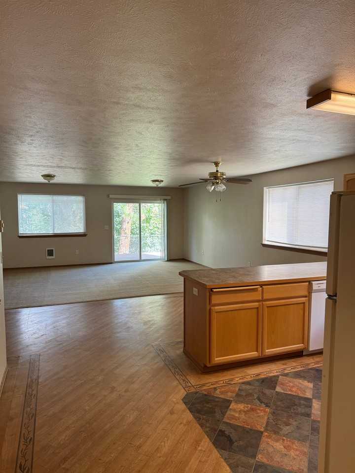 1623 E 7th Ave - Photo 3 of 20