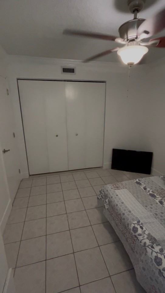 10829 Nw 7th St - Photo 4 of 9
