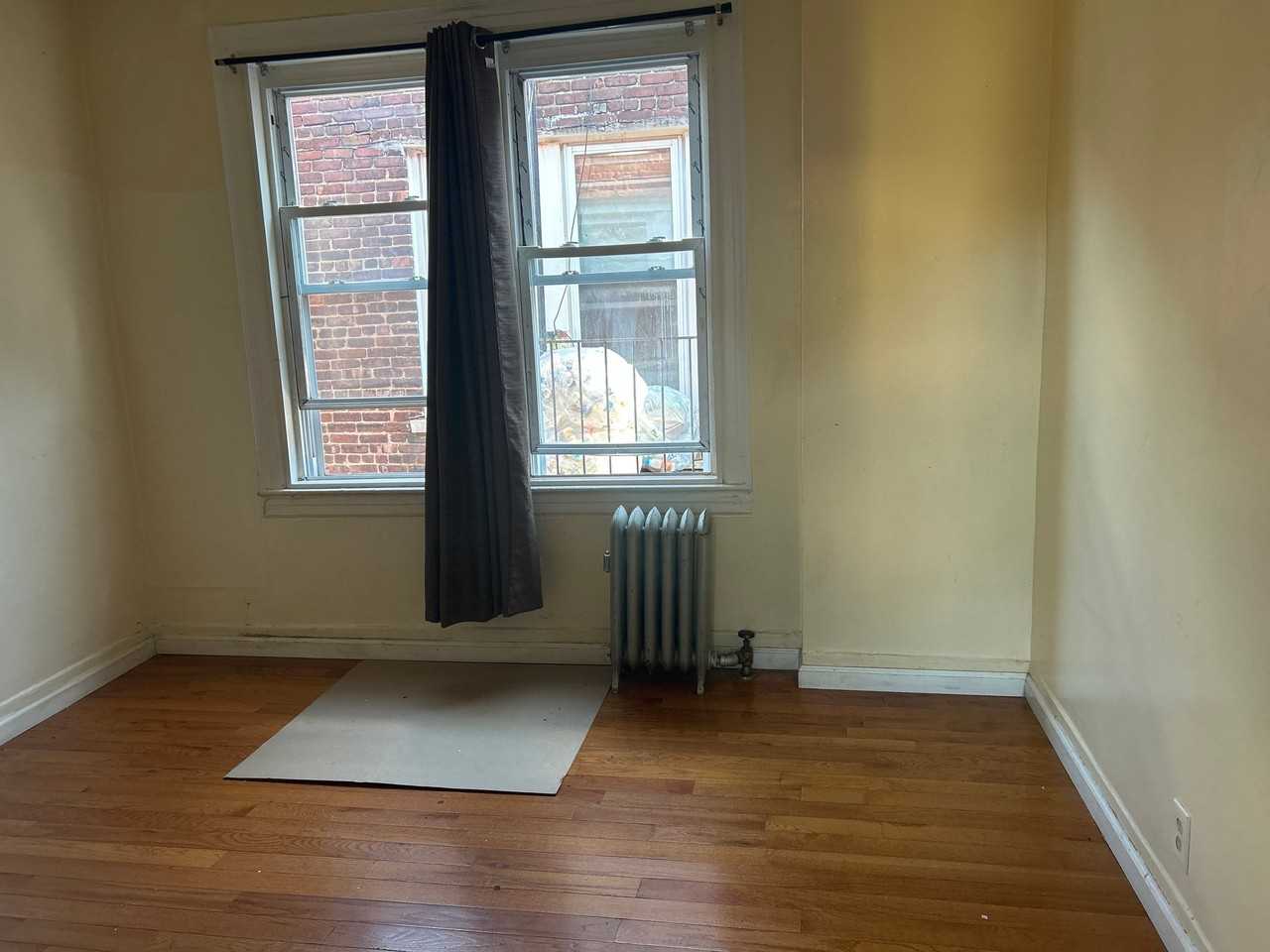 3413 98th St #1 - Photo 2 of 7