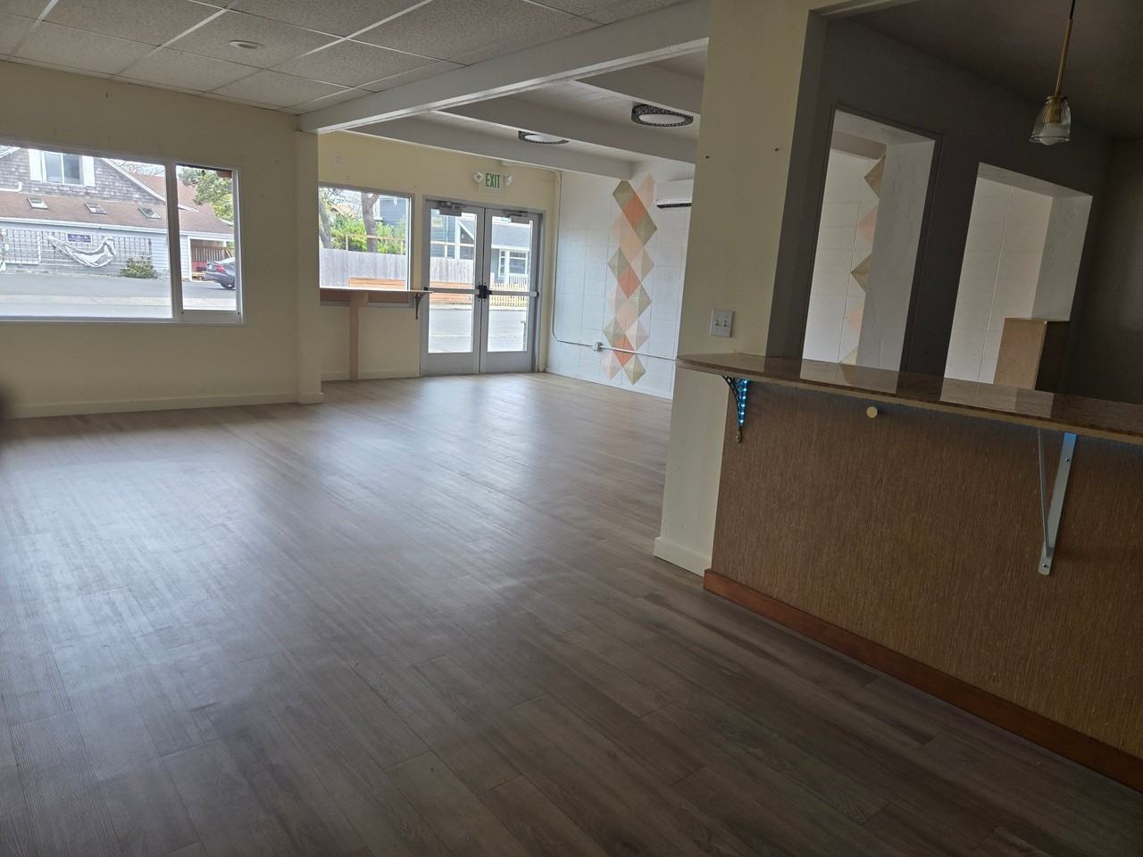 719 1st Ave #719 - Photo 3 of 5