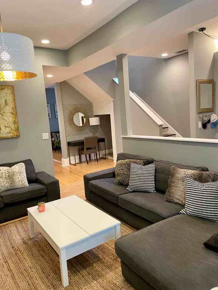 3624 N Seeley Ave - Photo 6 of 18
