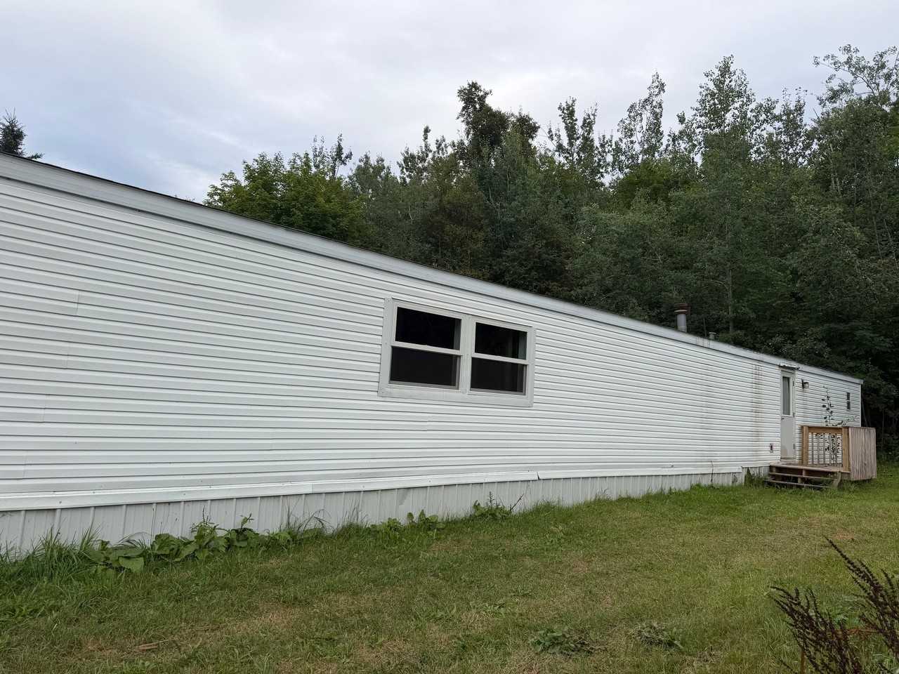 W1215 Cedar Ln - Photo 2 of 25