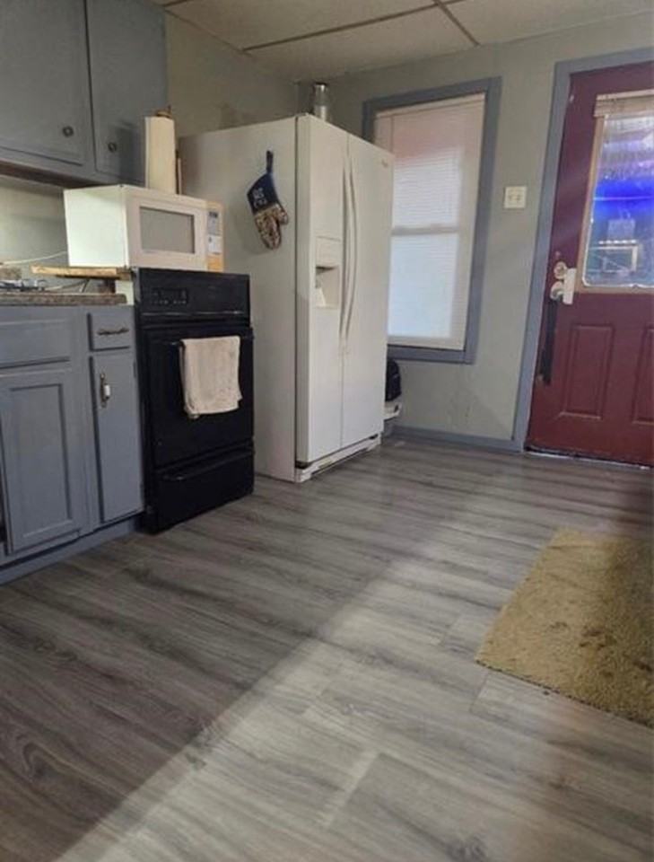 1243 2nd St - Photo 5 of 10