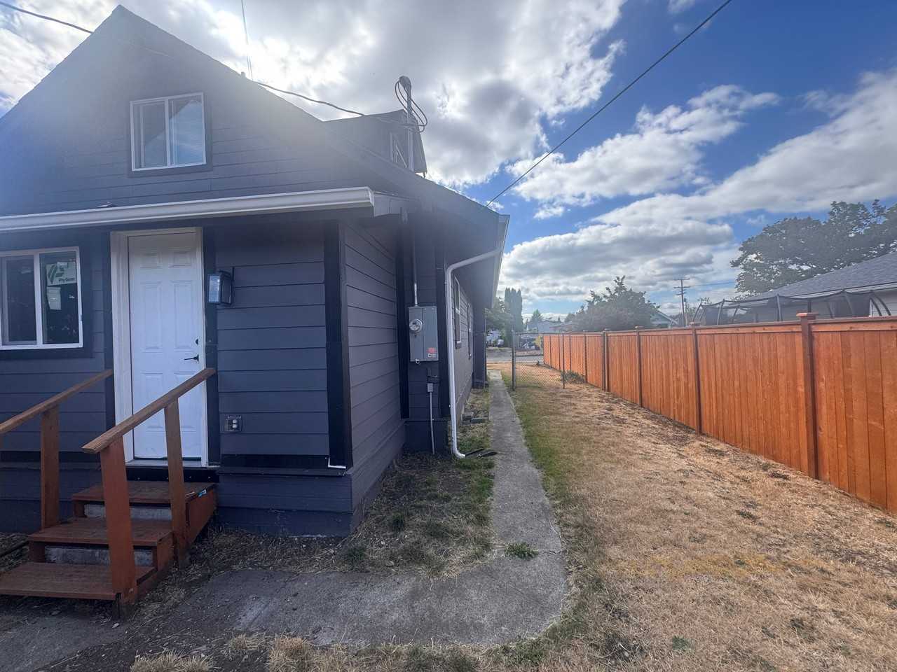 824 G St - Photo 2 of 41