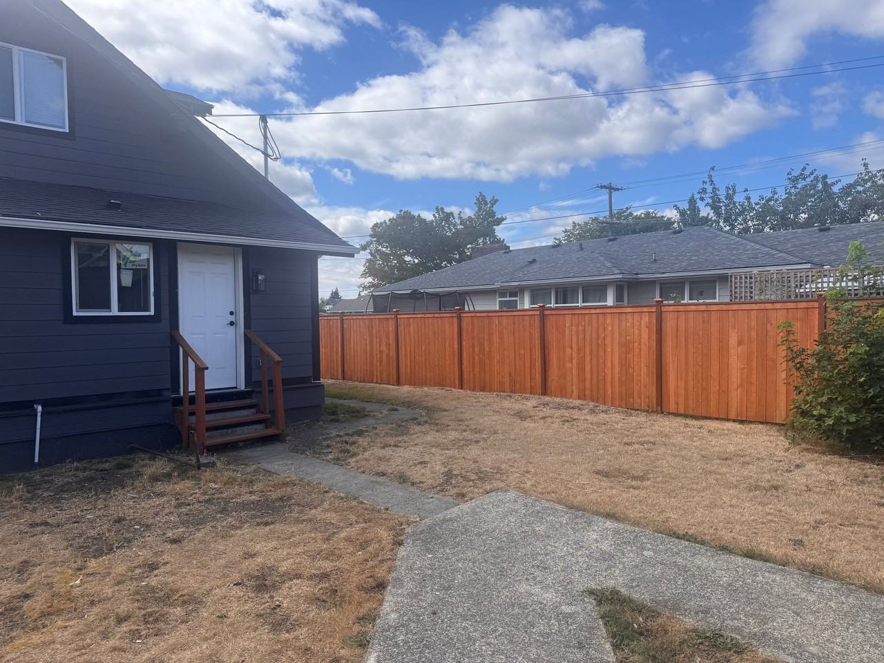 824 G St - Photo 5 of 41